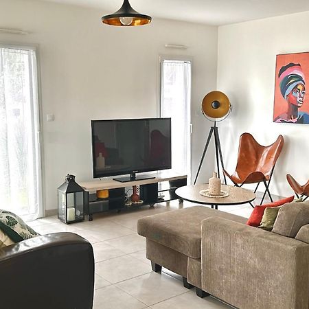 Villa Avec Piscine Chauffee Trois Chambres Saint-Sulpice-de-Royan Dış mekan fotoğraf