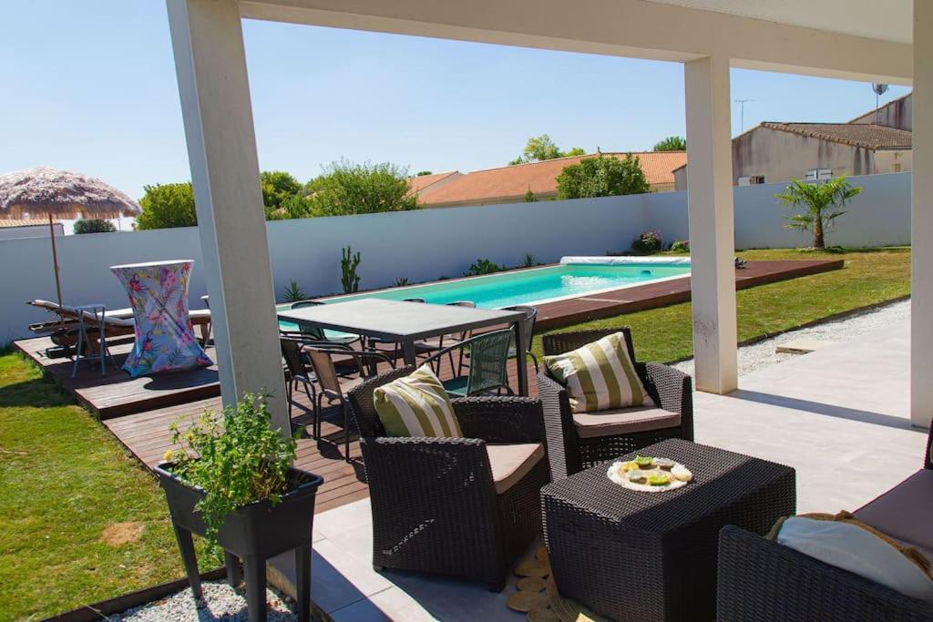 Villa Avec Piscine Chauffee Trois Chambres Saint-Sulpice-de-Royan Dış mekan fotoğraf